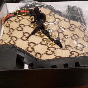 NWT Gucci GG Wool Ankle Boots